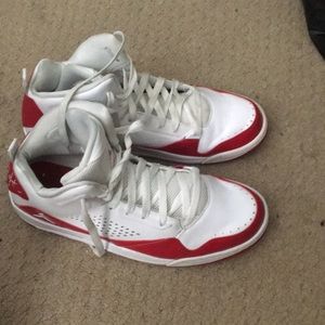 Air Jordan Flight Club. White and Red.